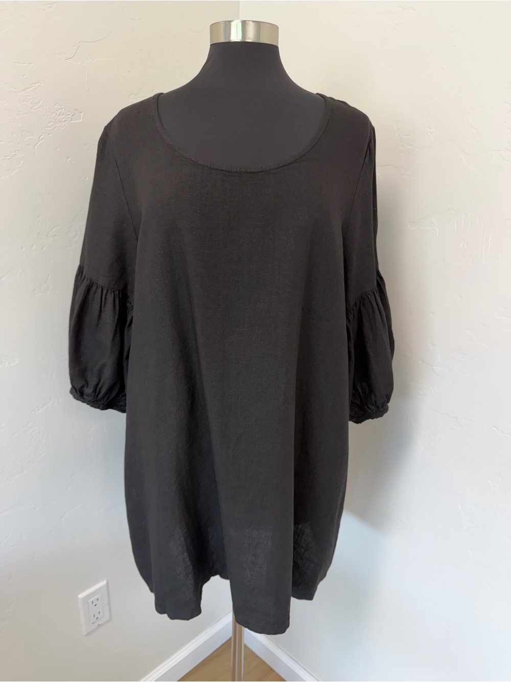 bryn Walker Linen Nightfall Black Scoop Neck Lantern Sleeve Top Tunic Size XL